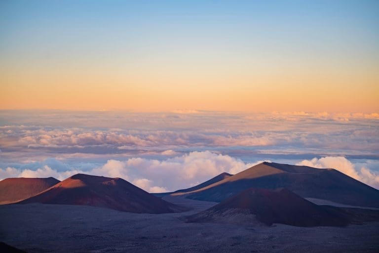Mauna Kea: The Tallest Mountain in Hawaii & the World
